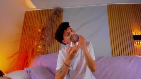 Snapshot of im_ethan chatting on 07.24.26 ETHAN online show from 07.24.26