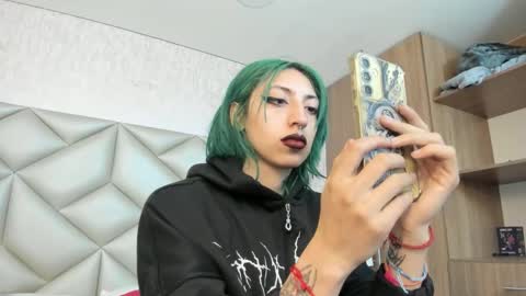  Im Gaia online show from 11.24.25