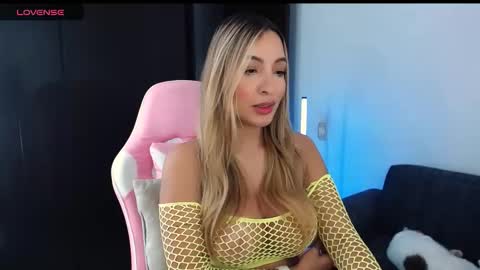 Grecia online show from 01.05.26