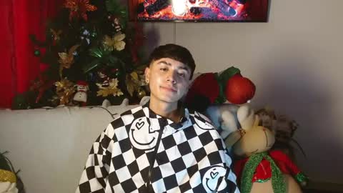 Snapshot of im_juanda chatting on 12.24.24 im_juanda online show from 12.24.24