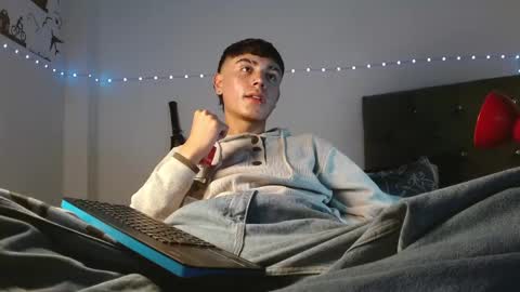 Snapshot of im_juanda chatting on 02.22.25 im_juanda online show from 02.22.25