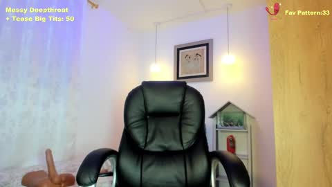 Karoline online show from 01.26.25