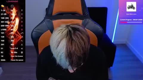 Laia online show from 10.16.25