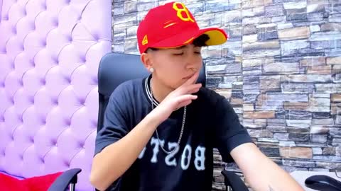 Snapshot of im_mathias chatting on 12.05.24 mathias online show from 12.05.24