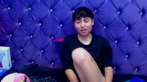 Snapshot of im_mathias chatting on 01.12.25 mathias online show from 01.12.25