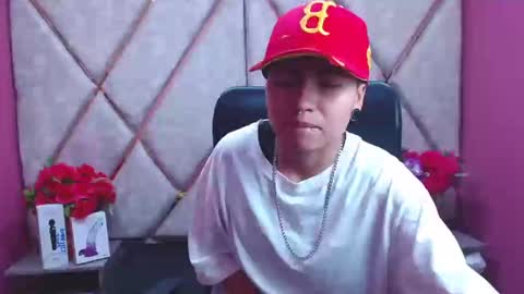 Snapshot of im_mathias chatting on 02.07.25 mathias online show from 02.07.25