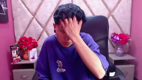 Snapshot of im_mathias chatting on 02.14.25 mathias online show from 02.14.25