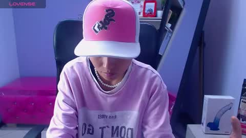 Snapshot of im_mathias chatting on 03.07.25 mathias online show from 03.07.25