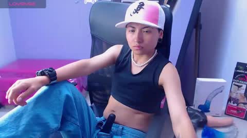 Snapshot of im_mathias chatting on 03.07.25 mathias online show from 03.07.25