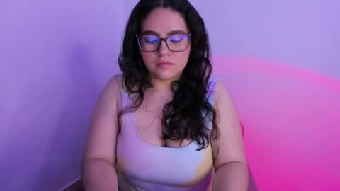 mei mei uwu online show from 10.13.25