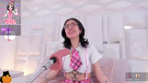 Moly  online show from 10.18.25