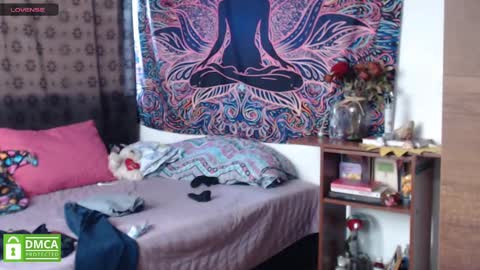 Cutie pie online show from 02.12.25