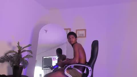 oleider dont forget your thumbs up online show from 02.19.26