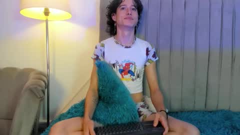 Snapshot of im_perseo_ chatting on 01.11.26 Perseo - Help me with 50 thumbs up online show from 01.11.26