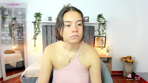 im_tulipan online show from 04.10.26