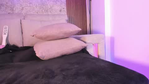 Snapshot of im_tyra chatting on 12.14.24 im_tyra online show from 12.14.24