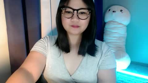 Snapshot of im_ur_cutiewife chatting on 10.24.25 cherryl online show from 10.24.25