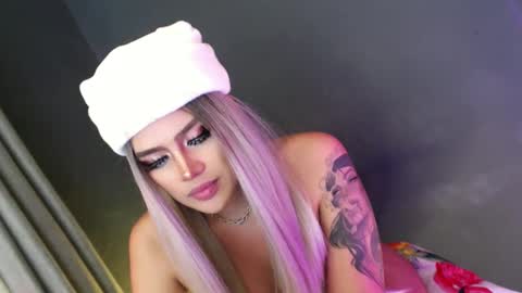 Candy Moore online show from 12.18.24