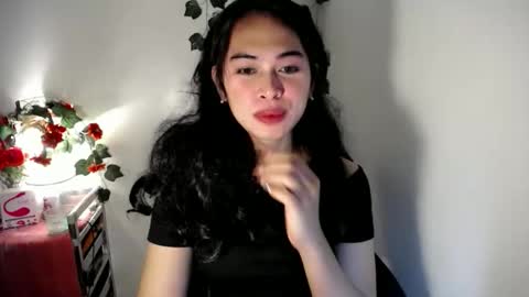 Snapshot of im_ur_sexy_rou chatting on 09.12.25 im_ur_sexy_rou online show from 09.12.25