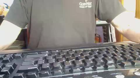 Aussie Guy online show from 01.12.25