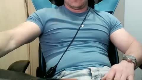Snapshot of imlovesexmachine69 chatting on 04.29.26 imlovesexmachine69 online show from 04.29.26
