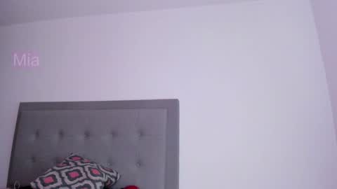 Snapshot of immia_rosse chatting on 02.09.25 mia --------- COL TIME online show from 02.09.25