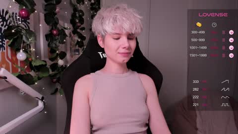 Snapshot of imnotmia chatting on 12.06.24 Mia online show from 12.06.24