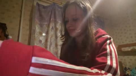 Snapshot of imogeneleviner chatting on 03.01.26 Ellie online show from 03.01.26