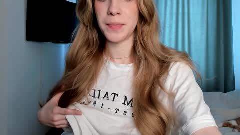 my name Imo  Fansly  online show from 02.18.25