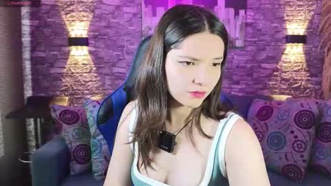 Karen  online show from 09.22.25