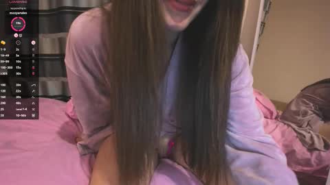 Siri online show from 12.04.25