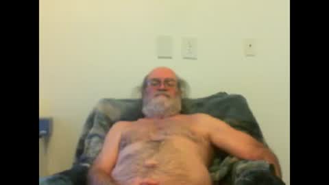 Snapshot of imtonedeaf3 chatting on 10.15.25 imtonedeaf3 online show from 10.15.25