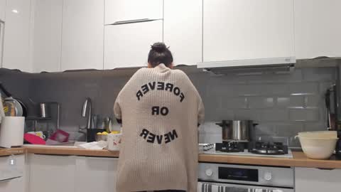 Ina Kush online show from 12.13.24