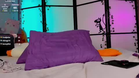  Dina  Help me reach 100 likes  online show from 03.02.25