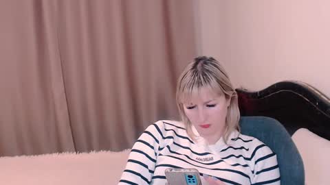 incredible_ariela online show from 02.02.25