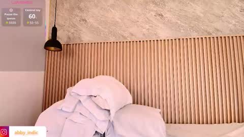 Indi Catalina online show from 11.08.25