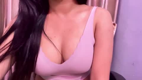 Snapshot of indian_dollneenu chatting on 05.24.26 indain dollmeenu online show from 05.24.26