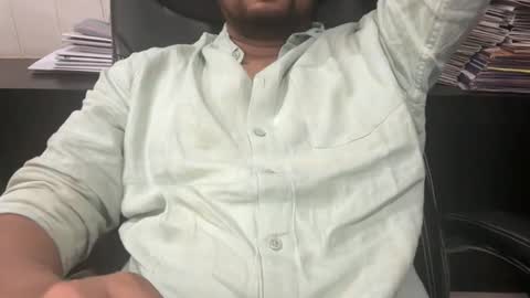 Snapshot of indian_gujju chatting on 02.25.26 Jay online show from 02.25.26