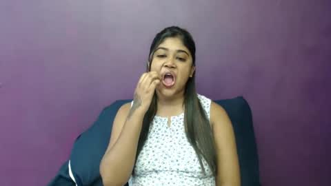 Melz online show from 01.17.25