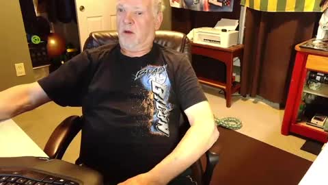 Papa online show from 09.15.25