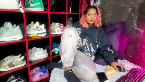 Snapshot of indianbeauty27_ chatting on 05.16.26 Nikki online show from 05.16.26