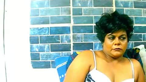 Snapshot of indiancherrypie chatting on 12.14.24 indiancherrypie online show from 12.14.24