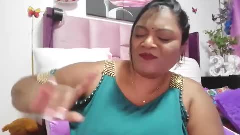 indiandelia online show from 02.24.25