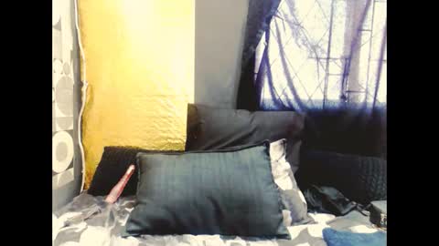 Snapshot of indianhoneyx chatting on 02.03.26 indianhoneyx online show from 02.03.26