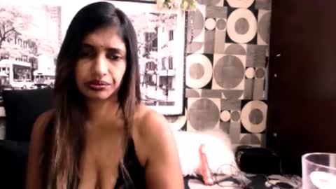 Snapshot of indianhoneyx chatting on 02.15.26 indianhoneyx online show from 02.15.26