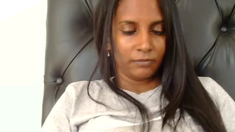 Snapshot of indianjasmin chatting on 06.14.26 priya online show from 06.14.26
