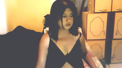 Snapshot of indianpleasures21 chatting on 03.19.26 indianpleasures21 online show from 03.19.26