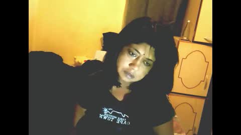 Snapshot of indianpleasures21 chatting on 03.20.26 indianpleasures21 online show from 03.20.26
