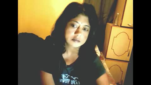 Snapshot of indianpleasures21 chatting on 03.22.26 indianpleasures21 online show from 03.22.26