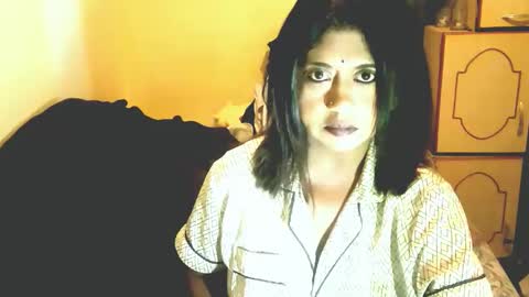 Snapshot of indianpleasures21 chatting on 03.25.26 indianpleasures21 online show from 03.25.26